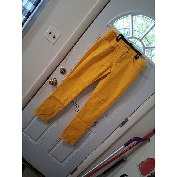 Encore Jeans Yellow Juniors 15 Super Stretchy - Picture 3 of 6